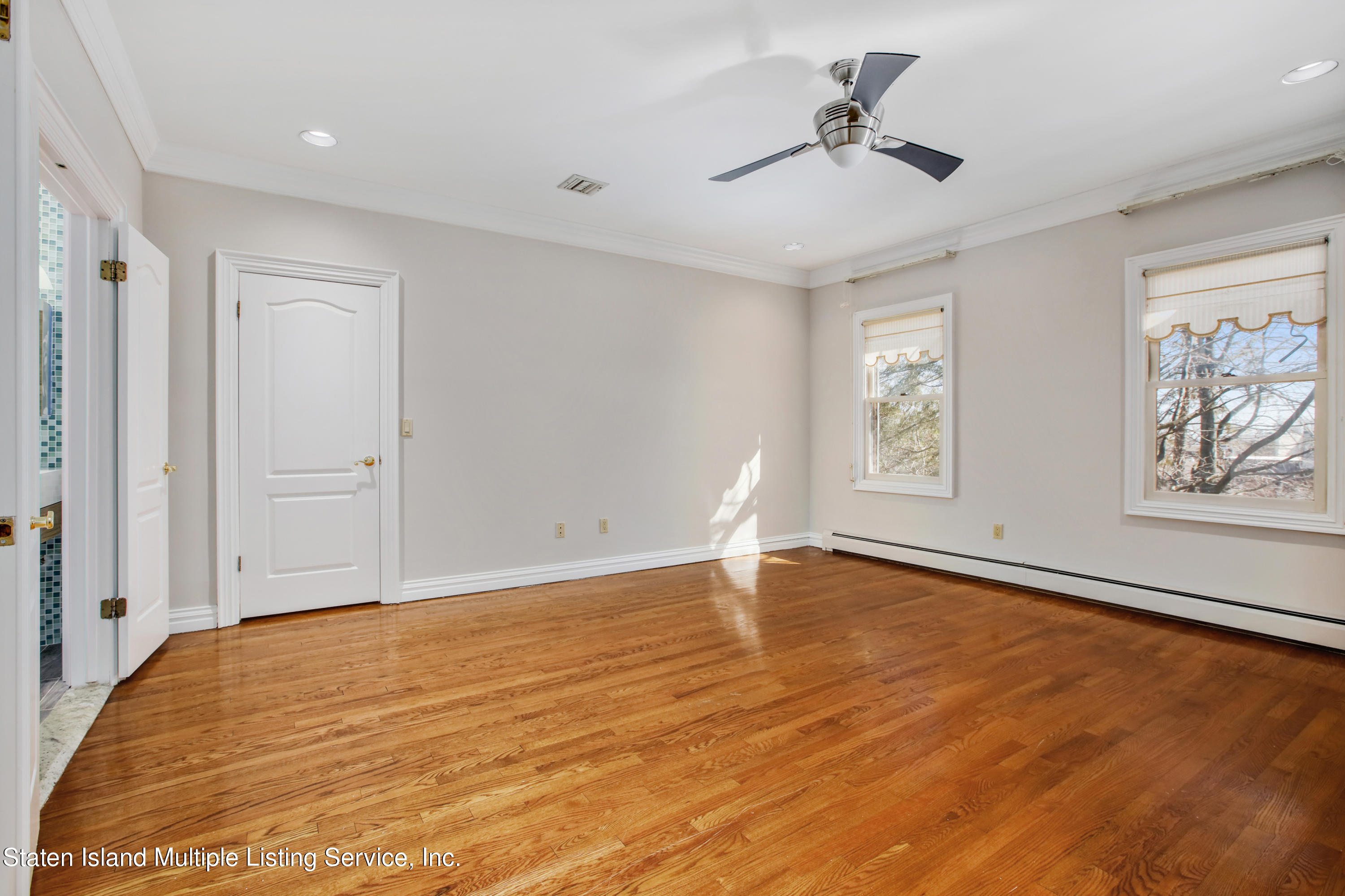 2 Circle Road Staten Island, NY 10304 - Photo 21 of 39 VMD_022