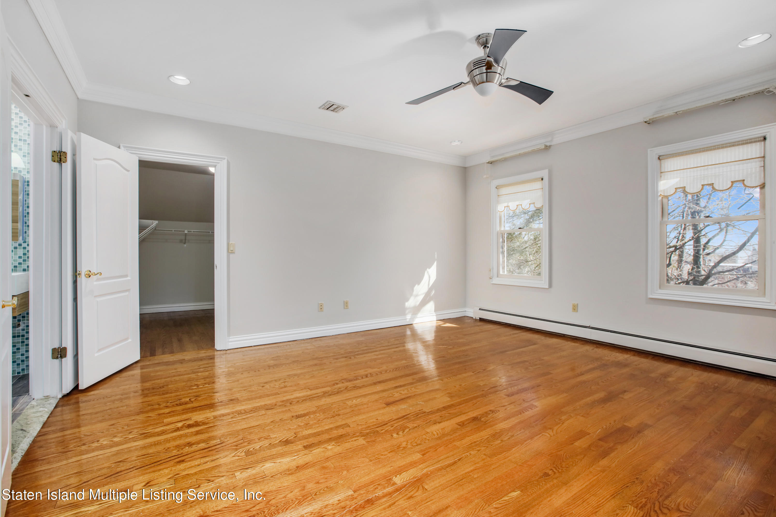 2 Circle Road Staten Island, NY 10304 - Photo 22 of 39 VMD_021