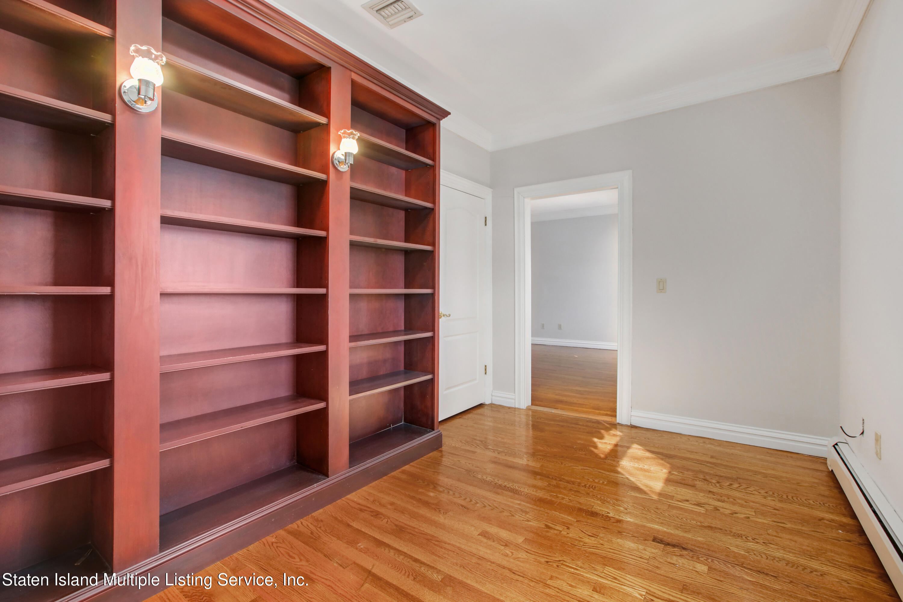 2 Circle Road Staten Island, NY 10304 - Photo 23 of 39 VMD_030