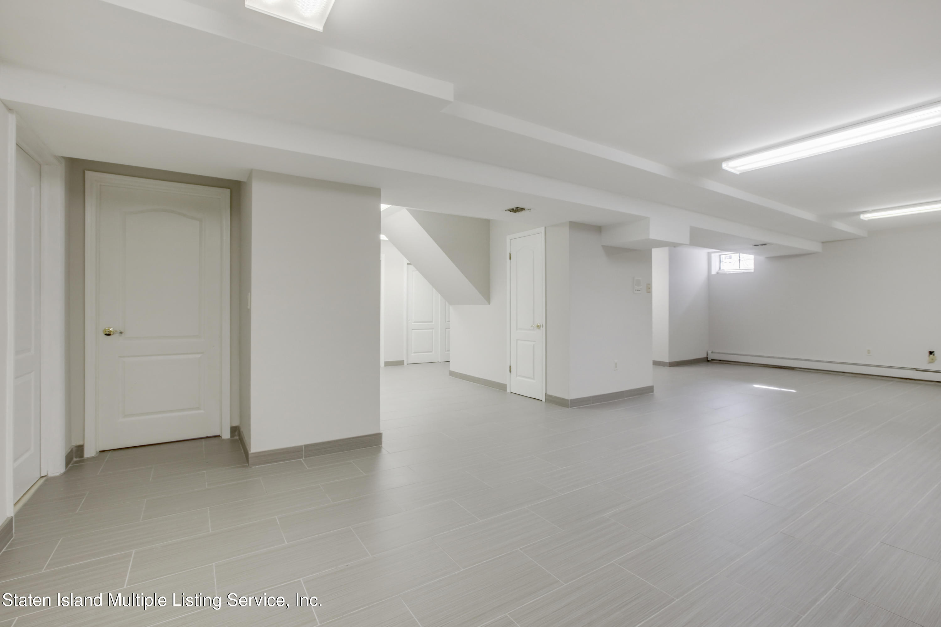 2 Circle Road Staten Island, NY 10304 - Photo 34 of 39 VMD_042