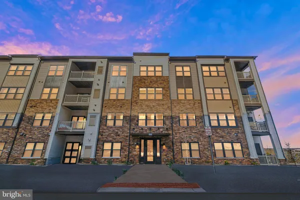 $539,900 | 46294 Mount Milstead Terrace, Unit 400, Sterling, VA 20164