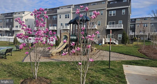 $539,900 | 46294 Mount Milstead Terrace, Unit 400, Sterling, VA 20164