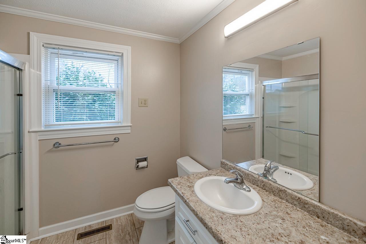 906 East Georgia Road Simpsonville, SC 29681 - Photo 23 of 29 Gallery Image 23