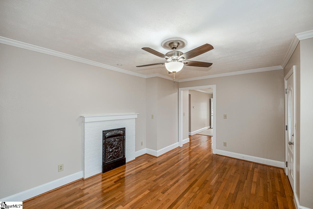 906 East Georgia Road Simpsonville, SC 29681 - Photo 10 of 29 Gallery Image 10