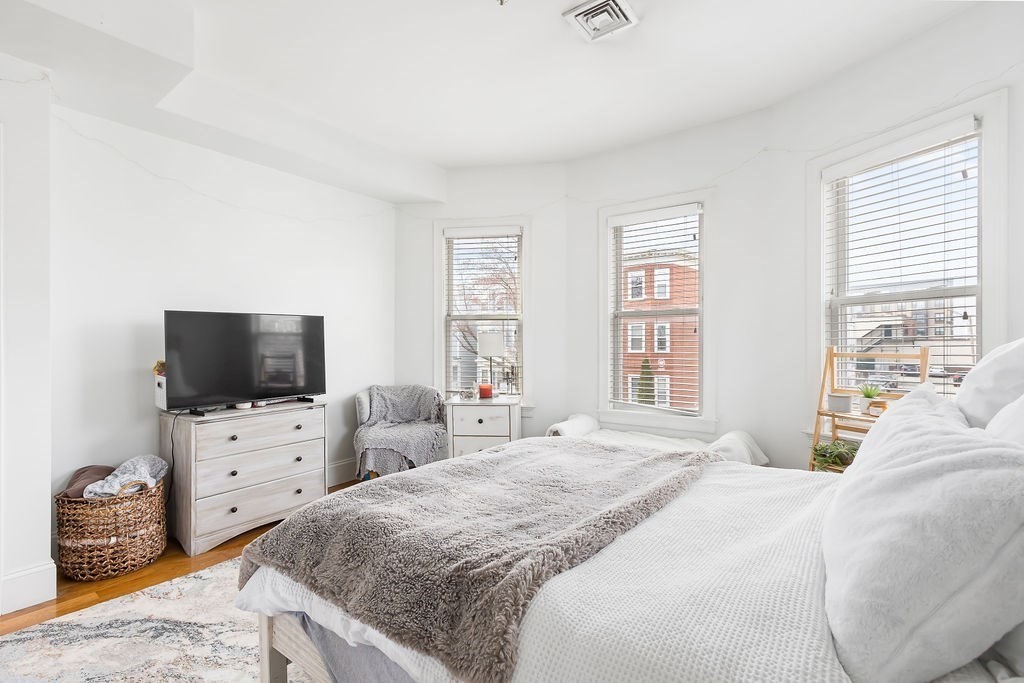 142 Boston Street, Unit 2 Boston, MA 02125 - Photo 2 of 17