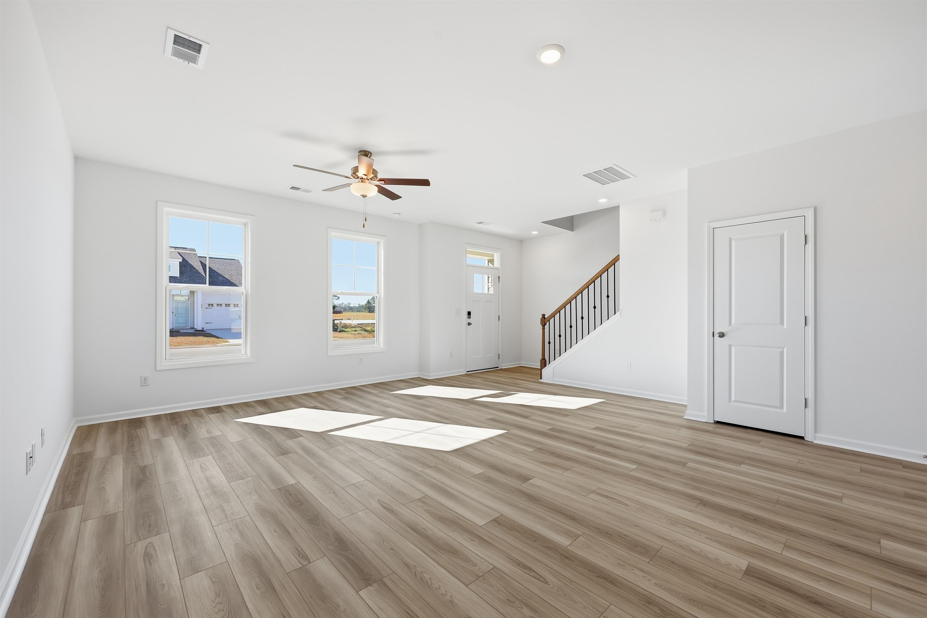 161 River Birch Drive Loris, SC 29569 - Photo 4 of 39