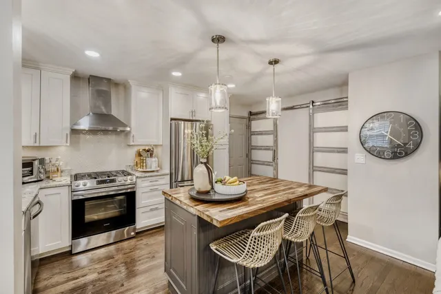 $289,900 | 4110 Rivertowne Drive, Plainfield, IL 60586