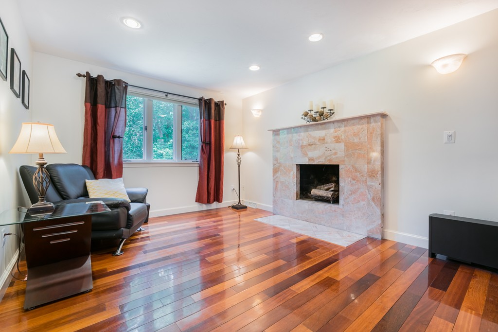 265 Totten Pond Road Waltham, MA 02451 - Photo 4 of 24 Gallery Image 4