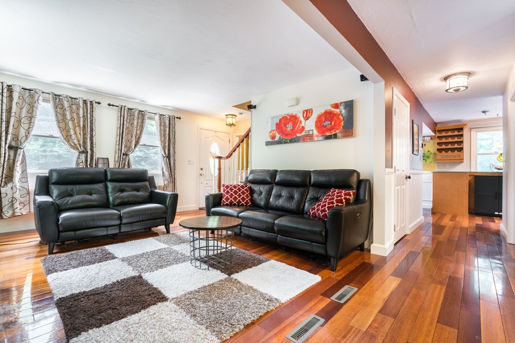 265 Totten Pond Road Waltham, MA 02451 - Photo 5 of 24 Gallery Image 5