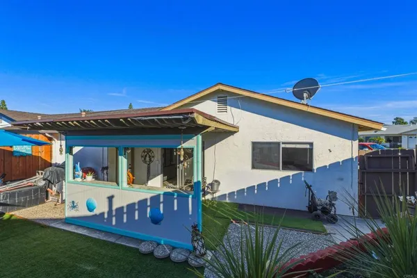 $549,000 | 3918 San Lorenzo Court, Oceanside, CA 92057