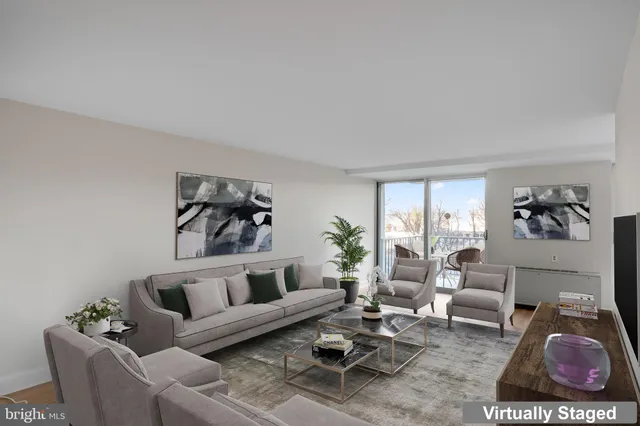 $265,000 | 301 North Beauregard Street, Unit 307, Alexandria, VA 22312