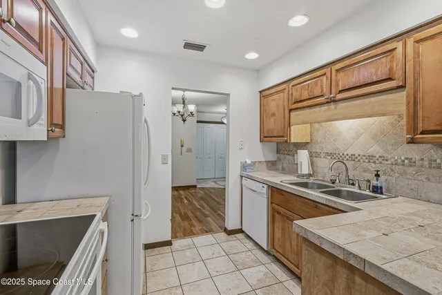 a view of an entryway