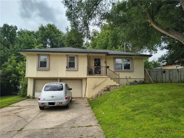 $235,000 | 16309 East 34th Street South, Independence, MO 64055