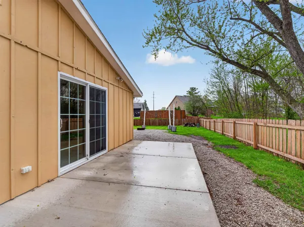 $299,900 | 1103 Candlewood Way, Fort Wayne, IN 46845