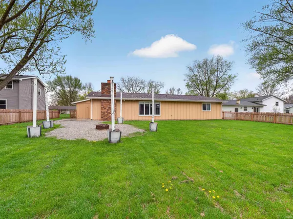 $299,900 | 1103 Candlewood Way, Fort Wayne, IN 46845