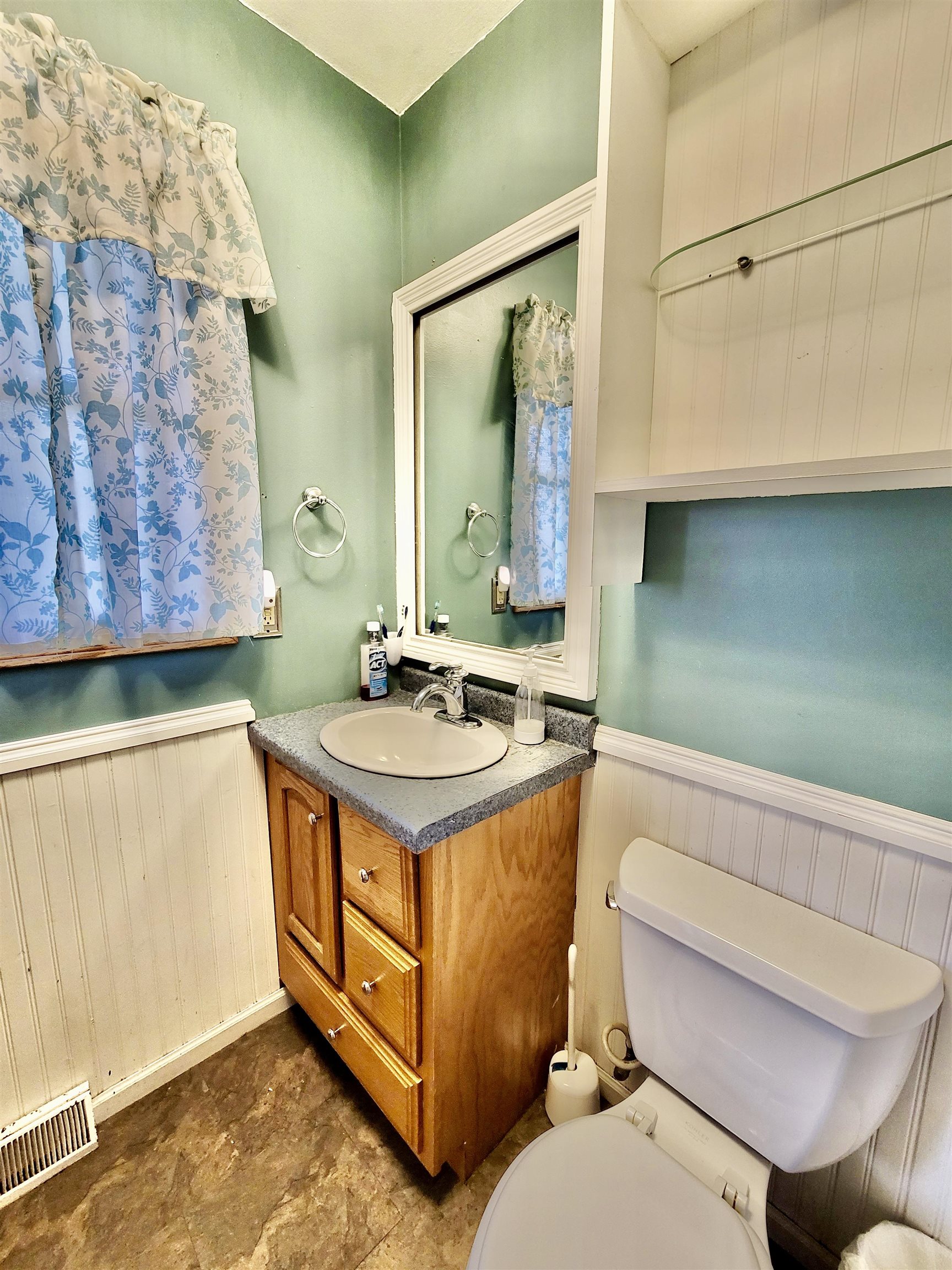 3313 East Tower Road Byron, IL 61010 - Photo 10 of 39 Gallery Image 10