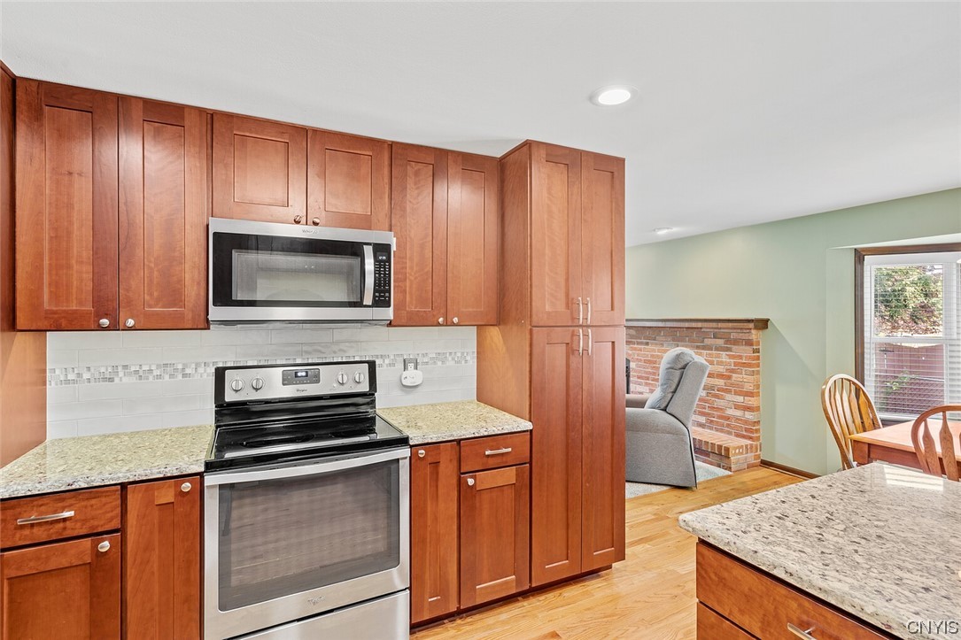 7653 Doubletree Circle Clay, NY 13212 - Photo 10 of 38