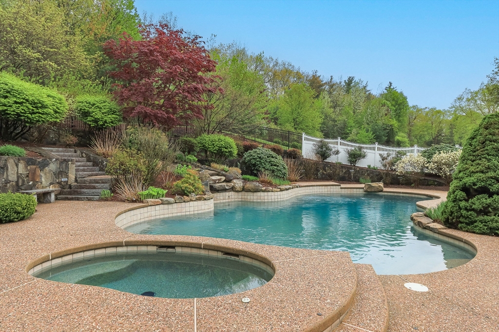100 Overlook Drive Groton, MA 01450 - Photo 36 of 42