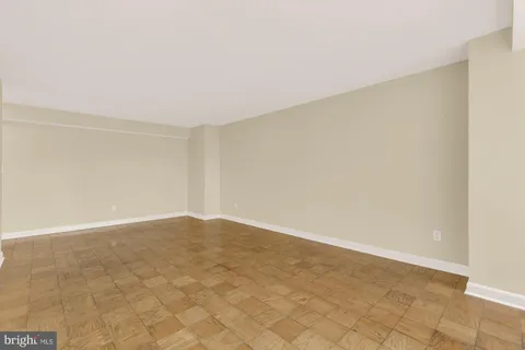 $195,000 | 4301 Massachusetts Avenue Northwest, Unit 4001, Washington, DC 20016