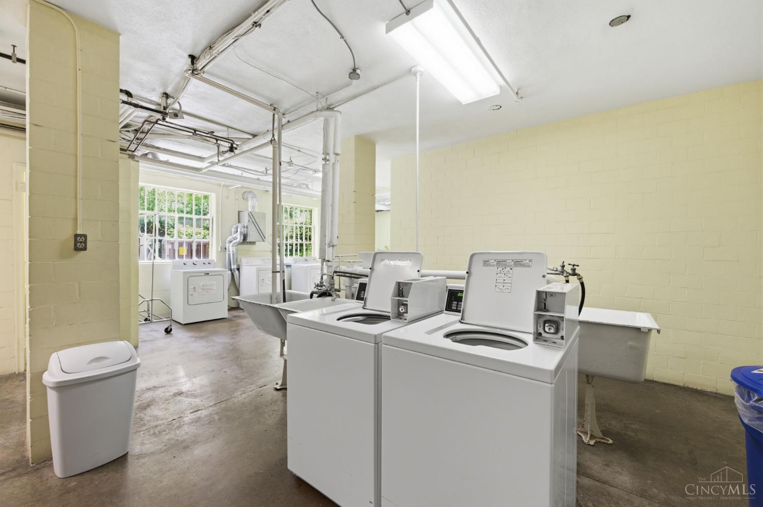 2372 Madison Road, Unit W3D Cincinnati, OH 45208 - Photo 32 of 54