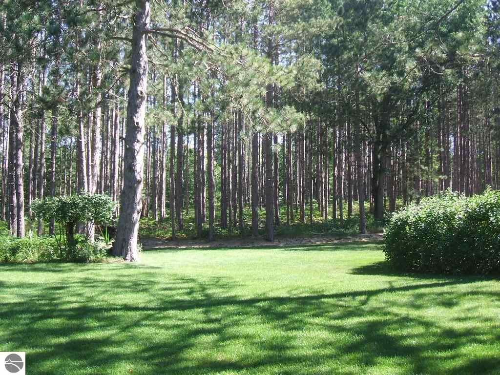 9985 West 48 Road Cadillac, MI 49601 - Photo 27 of 27 1793463-26.JPG