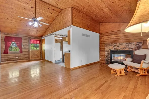 $249,000 | 14805 Southeast McBee Chappel Drive, Braymer, MO 64624
