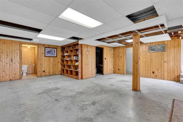 $249,000 | 14805 Southeast McBee Chappel Drive, Braymer, MO 64624