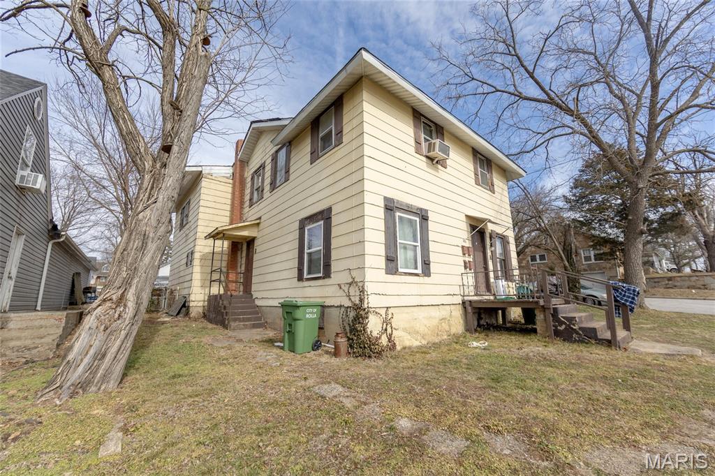 711 East 10th Street Rolla, MO 65401 - Photo 1 of 24