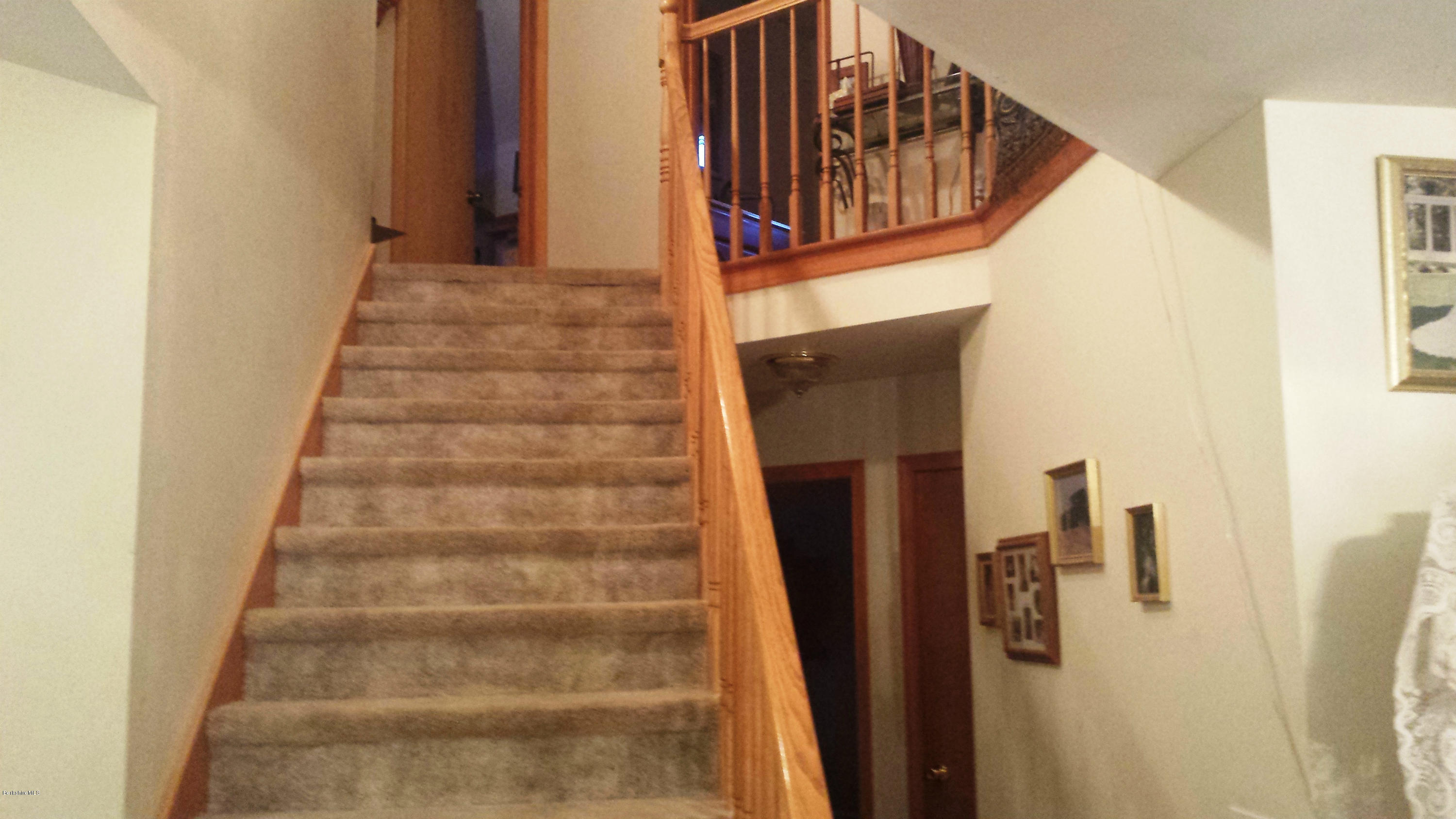 18 Glassworks Road Lanesborough, MA 01224 - Photo 8 of 9 Balcony