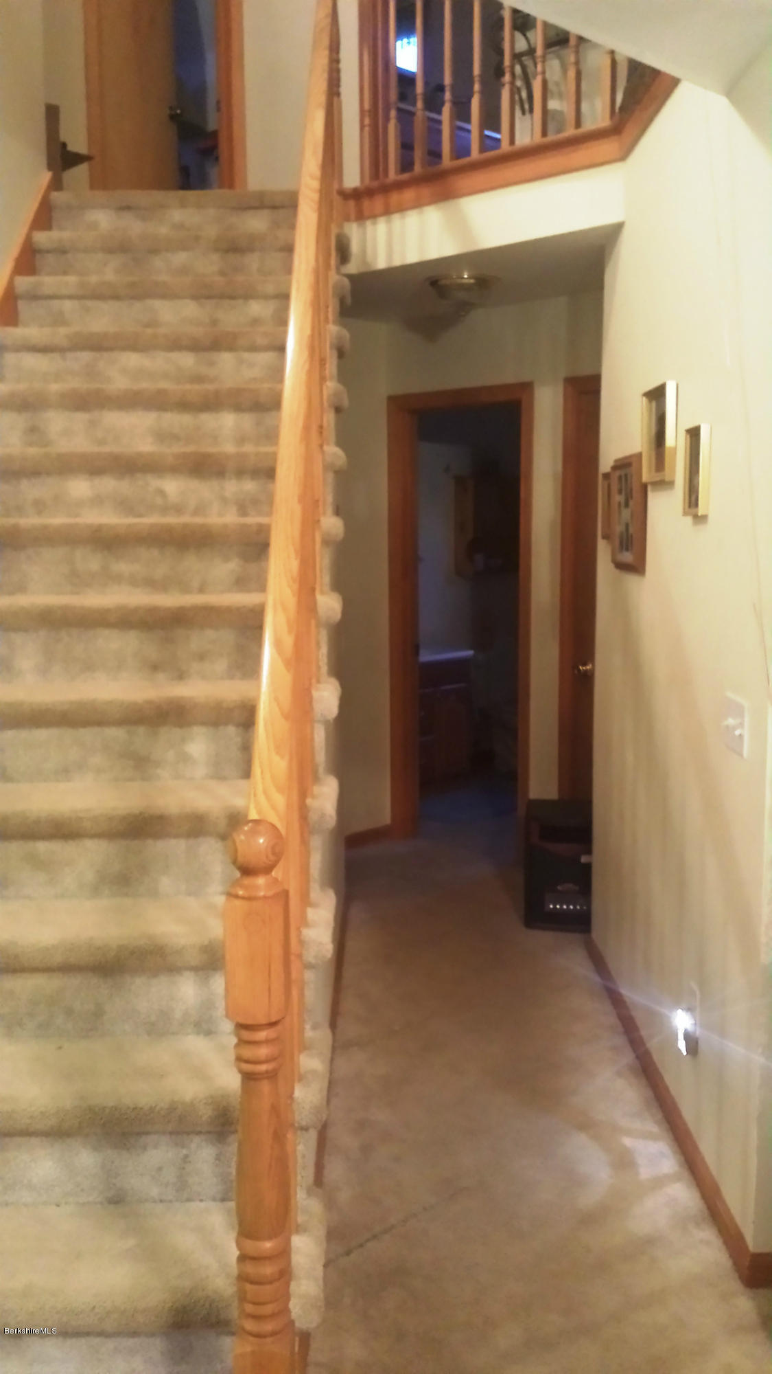 18 Glassworks Road Lanesborough, MA 01224 - Photo 9 of 9 Stairs