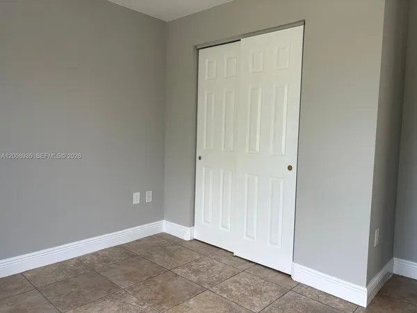 $2,100 | 948 Southwest 3rd Street, Unit 205, Miami, FL 33130