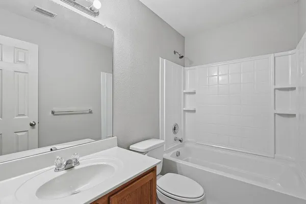 $1,900 | 1724 Trego Drive, Fort Worth, TX 76247