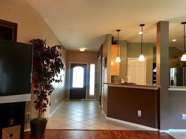 $1,950 | 2920 Emerald Brook Lane, Pearland, TX 77584