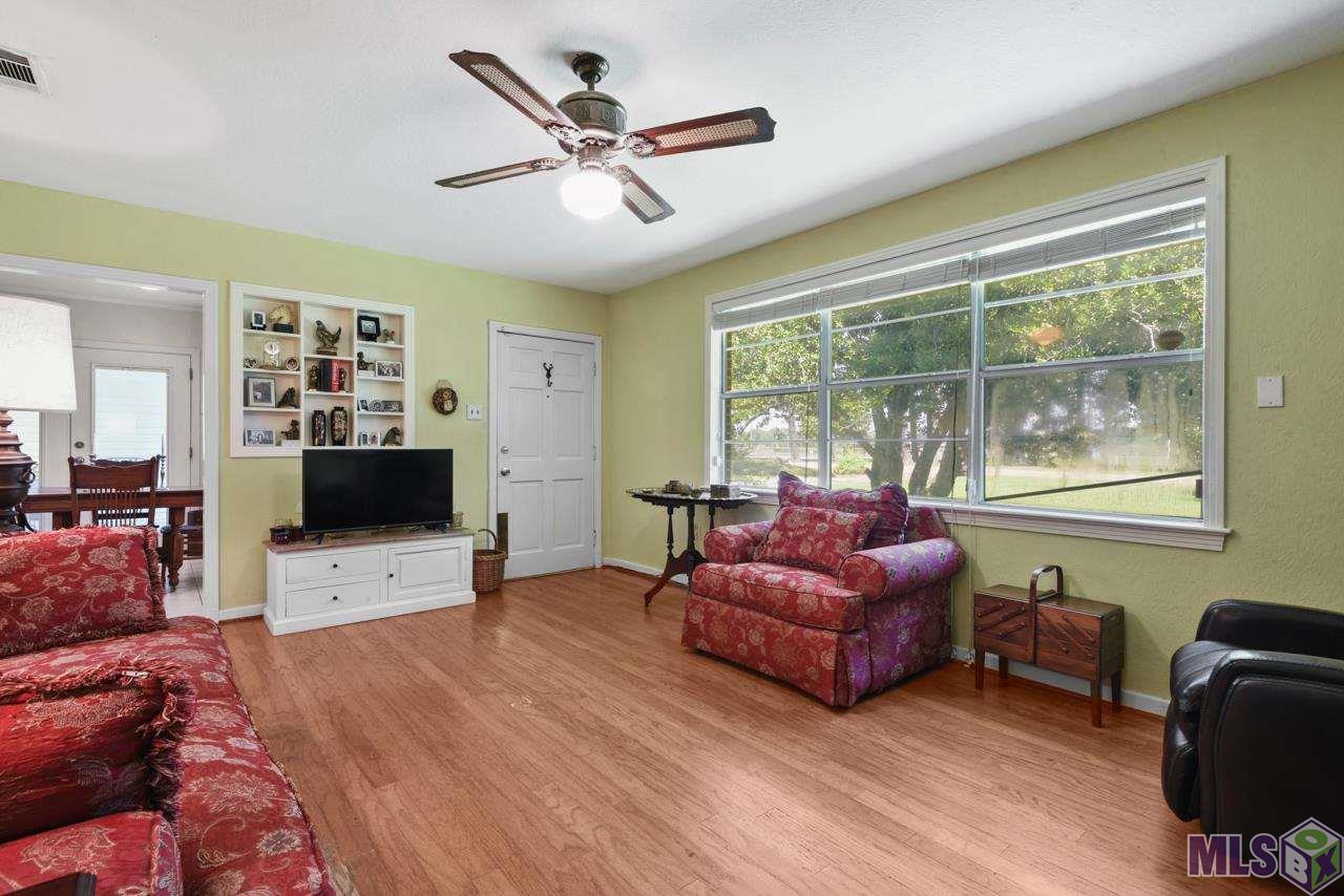 10160 Janice Street Baton Rouge, LA 70816 - Photo 3 of 19 Gallery Image 3