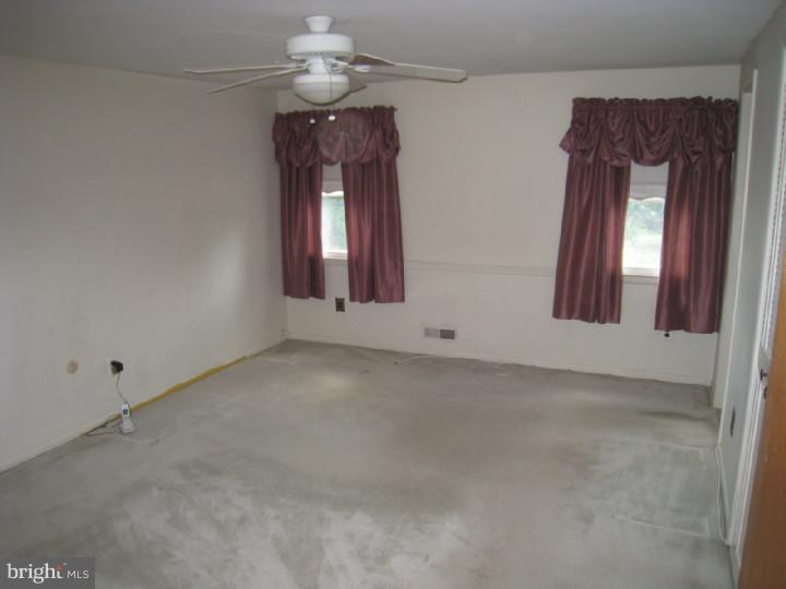 26 Candlestick Road Clementon, NJ 08021 - Photo 11 of 18 Gallery Image 11