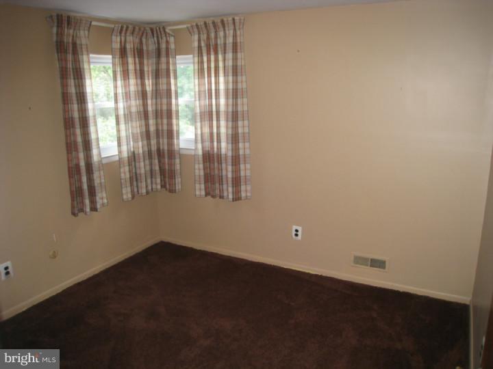 26 Candlestick Road Clementon, NJ 08021 - Photo 12 of 18 Gallery Image 12