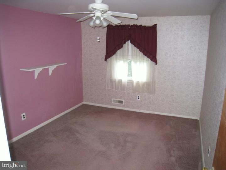 26 Candlestick Road Clementon, NJ 08021 - Photo 14 of 18 Gallery Image 14