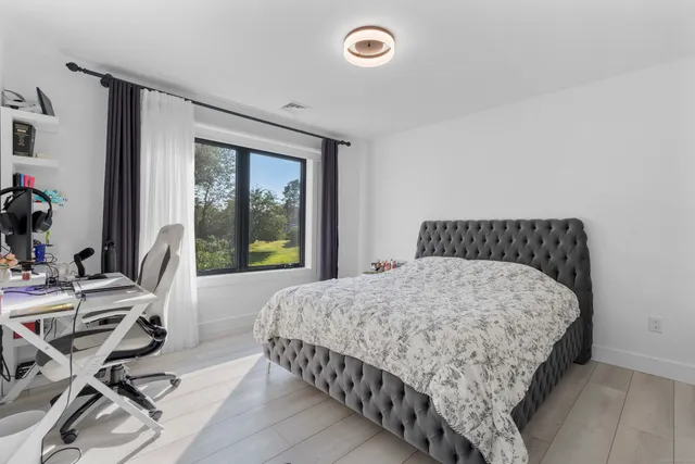 $879,000 | 6 Vinnie Drive, Wethersfield, CT 06109