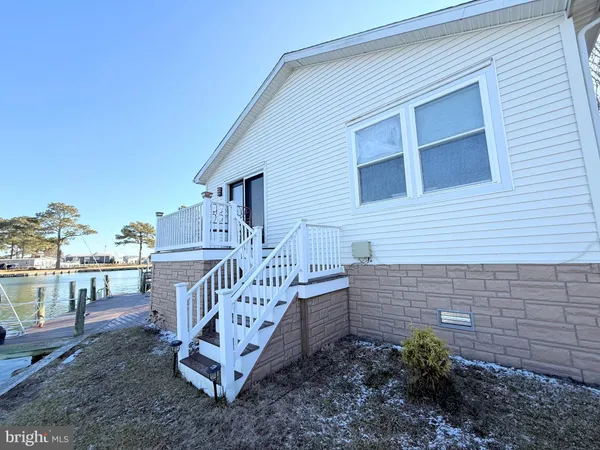 $270,000 | 37097 Sandpiper Road, Unit 9, Long Neck, DE 19966