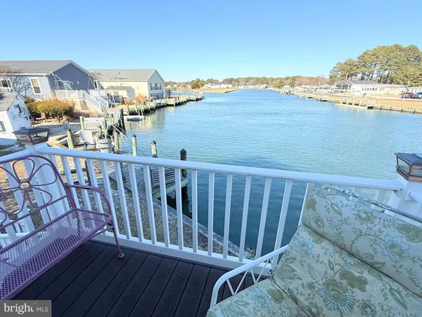 $270,000 | 37097 Sandpiper Road, Unit 9, Long Neck, DE 19966