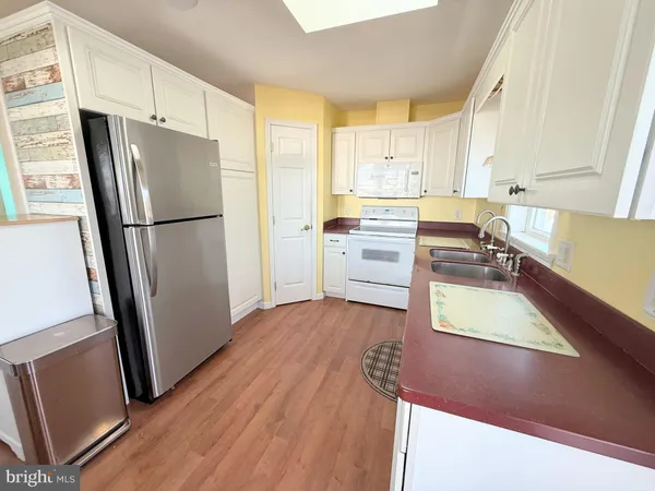 $270,000 | 37097 Sandpiper Road, Unit 9, Long Neck, DE 19966