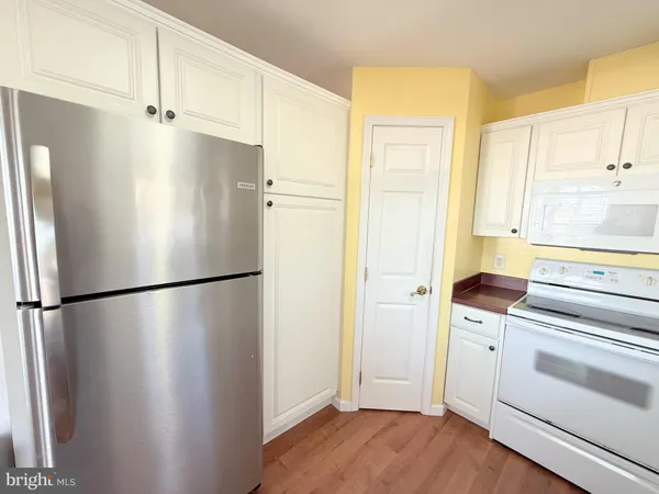 $270,000 | 37097 Sandpiper Road, Unit 9, Long Neck, DE 19966