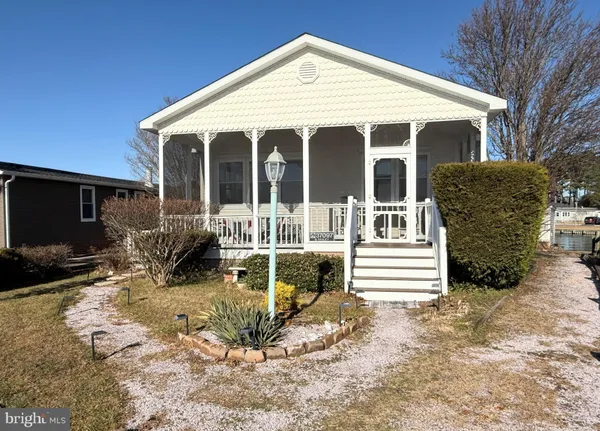 $270,000 | 37097 Sandpiper Road, Unit 9, Long Neck, DE 19966