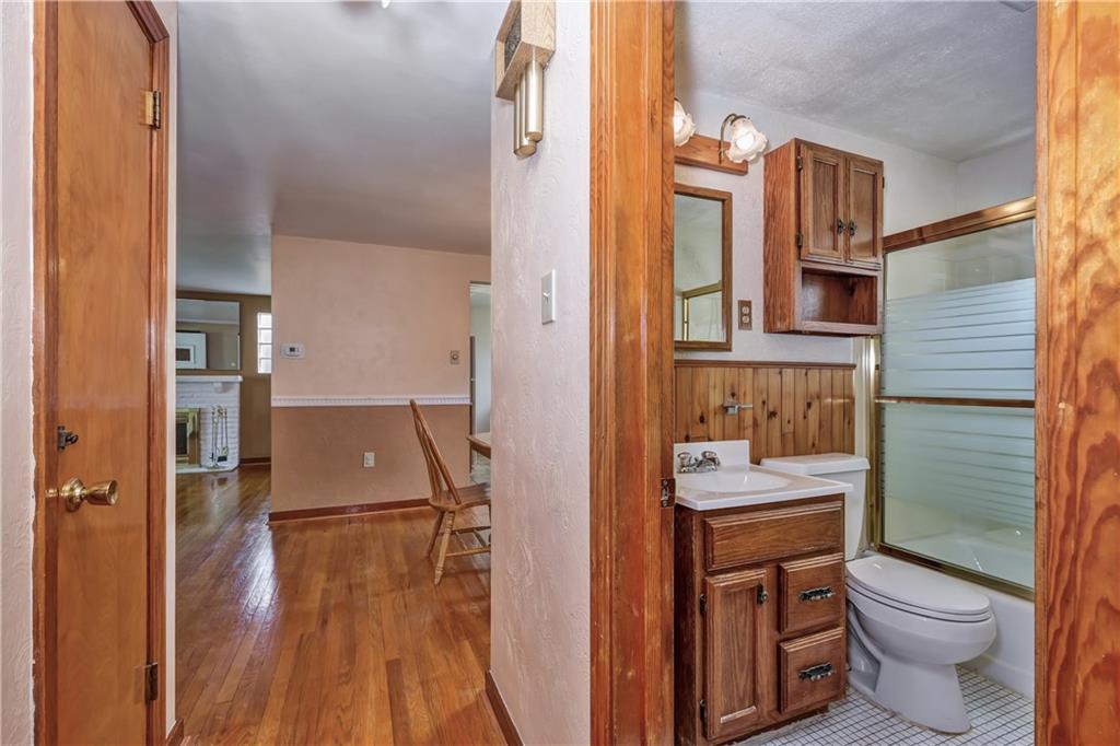 1024 Varner Road Pittsburgh, PA 15227 - Photo 16 of 25 Gallery Image 16