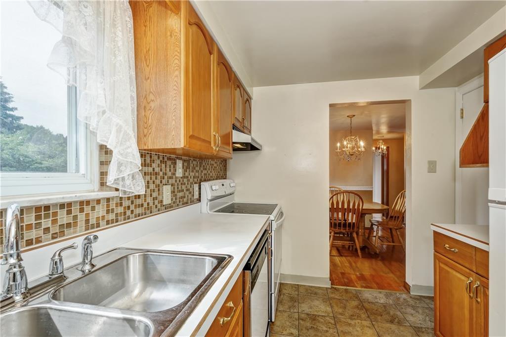 1024 Varner Road Pittsburgh, PA 15227 - Photo 10 of 25 Gallery Image 10