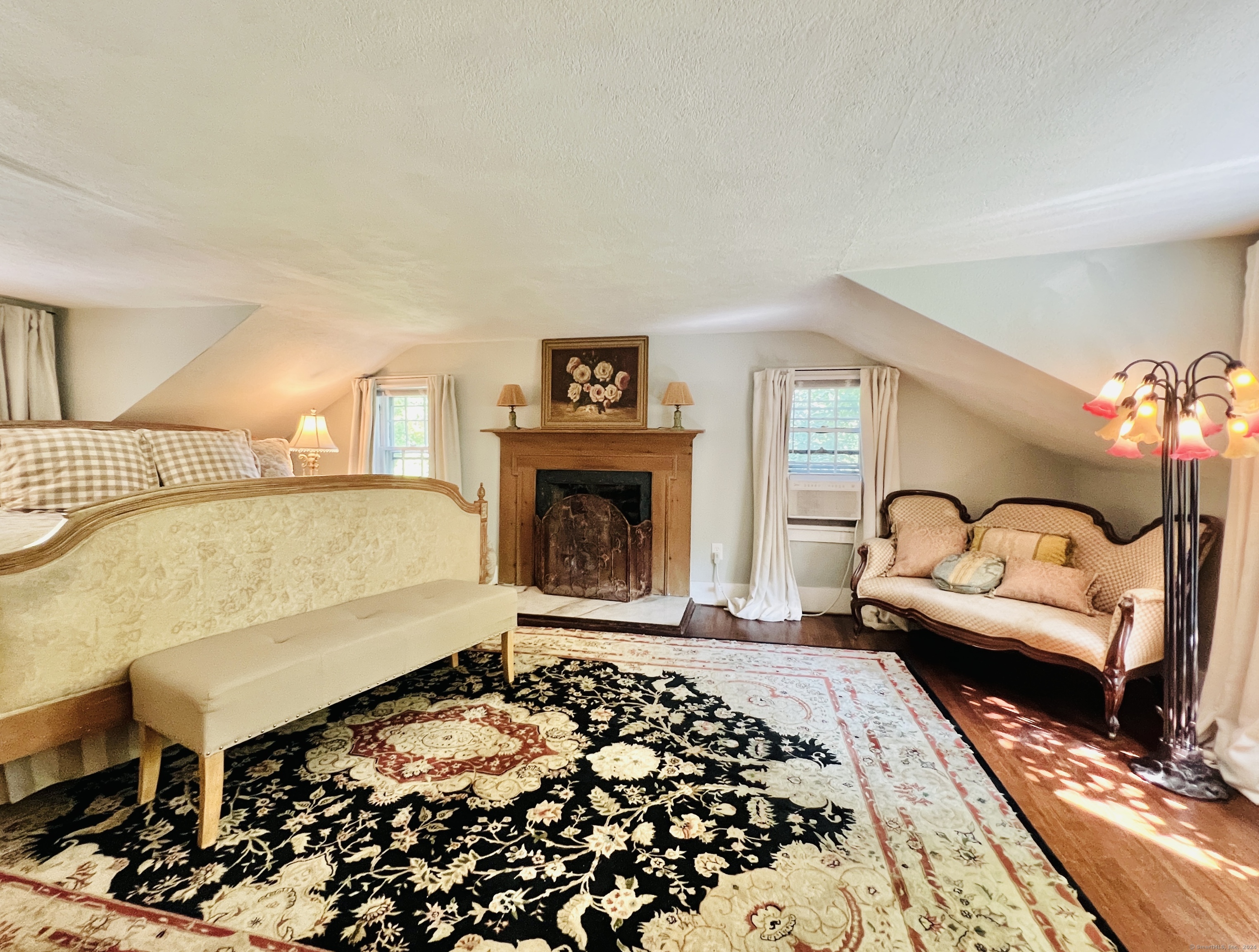 301 Haviland Road Stamford, CT 06903 - Photo 18 of 34 a living room with furniture