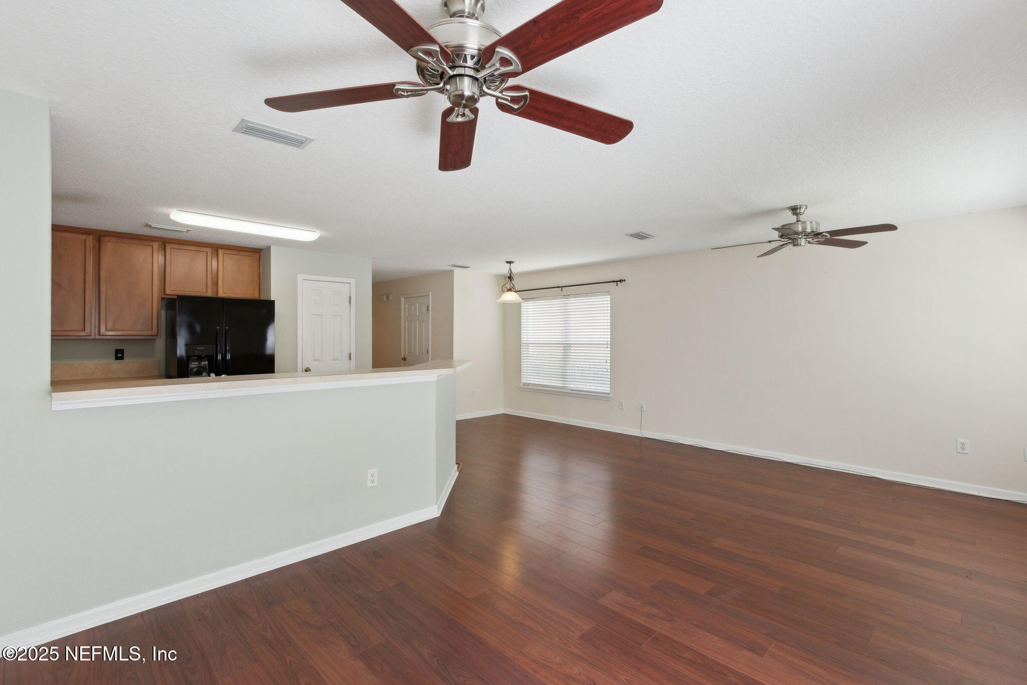 6700 Bowden Road, Unit 1401 Jacksonville, FL 32216 - Photo 13 of 54 Living Room