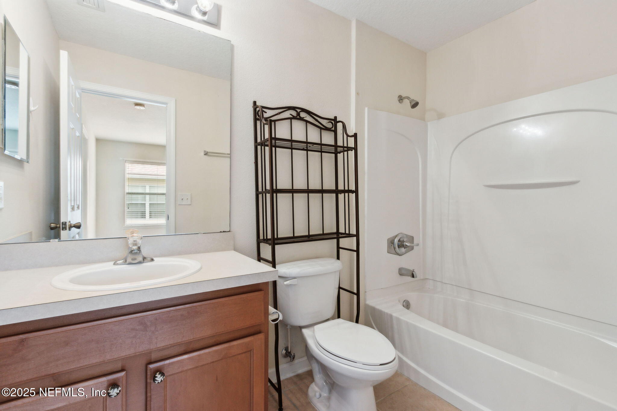 6700 Bowden Road, Unit 1401 Jacksonville, FL 32216 - Photo 29 of 54 Full Bathroom