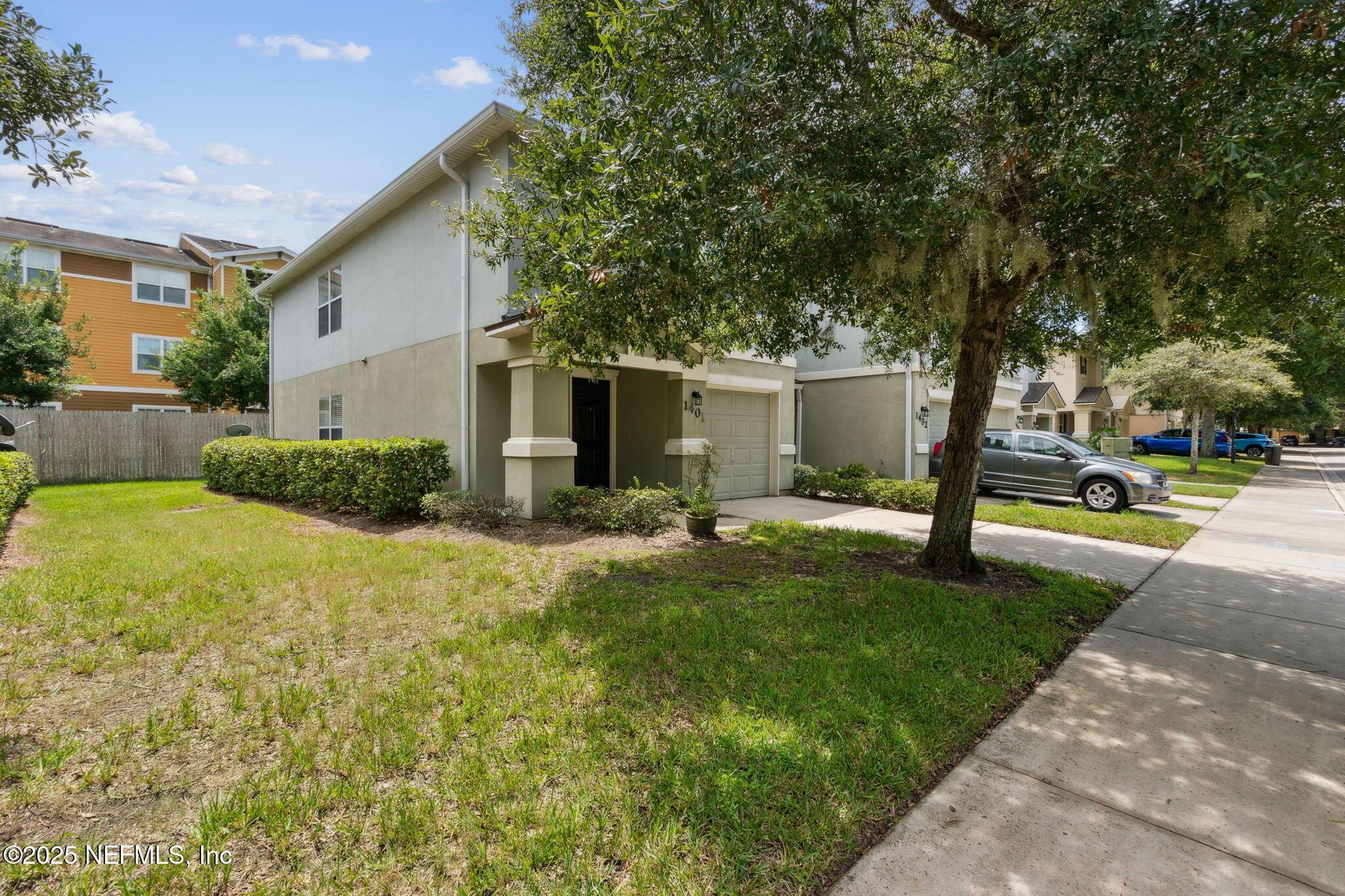 6700 Bowden Road, Unit 1401 Jacksonville, FL 32216 - Photo 37 of 54 Side Yard