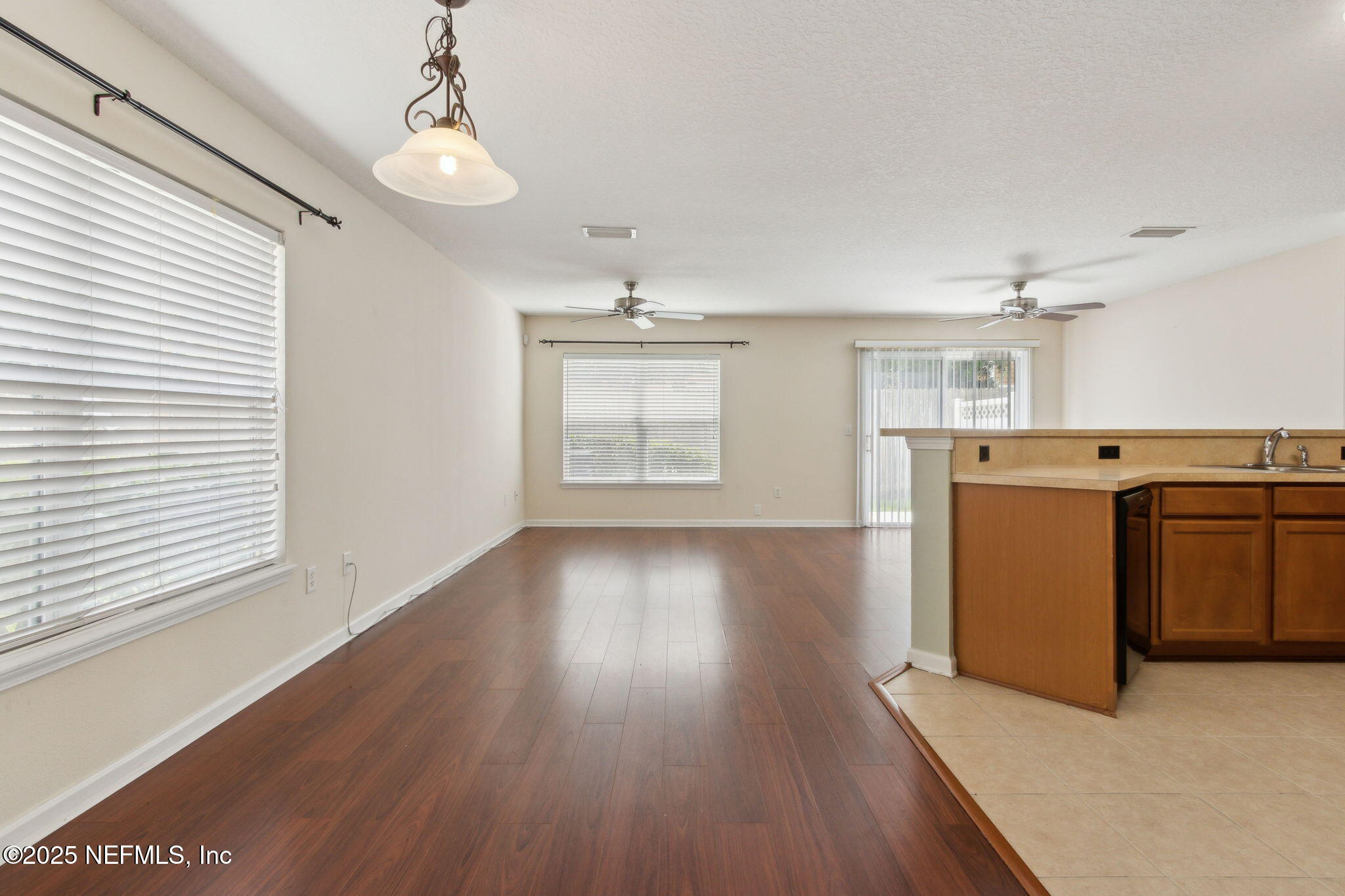 6700 Bowden Road, Unit 1401 Jacksonville, FL 32216 - Photo 4 of 54 Living Area